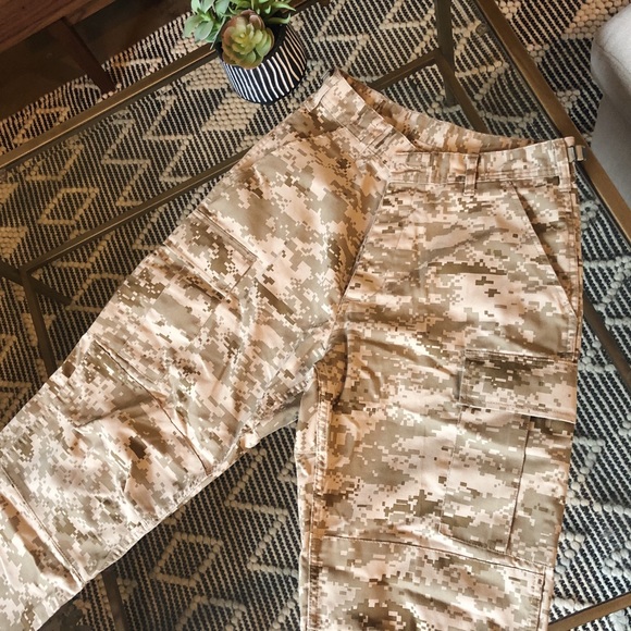 Army Surplus Camo Pants - Picture 4 of 6